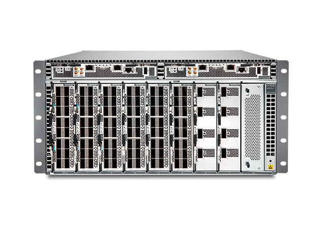   Juniper QFX5700 QFX5700-CHAS